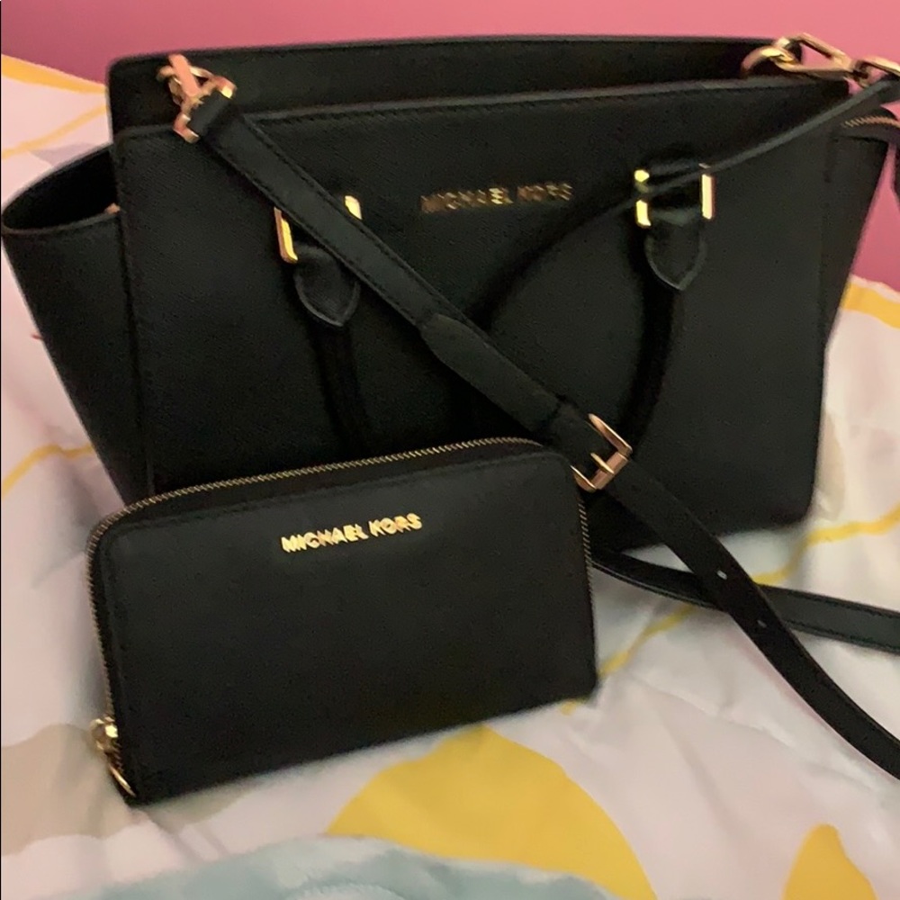 Authentic Michael Kors handbag